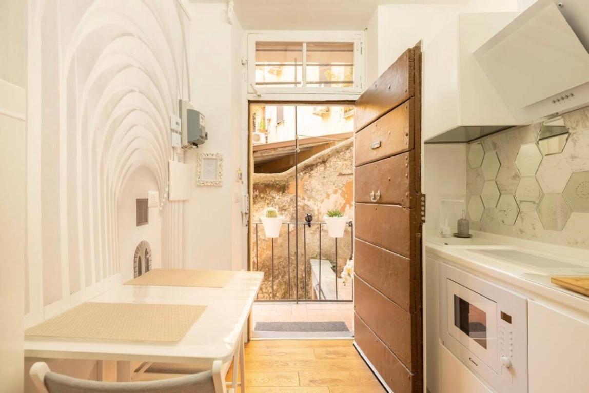 Carolina'Snest In Trastevere Rome Exterior photo