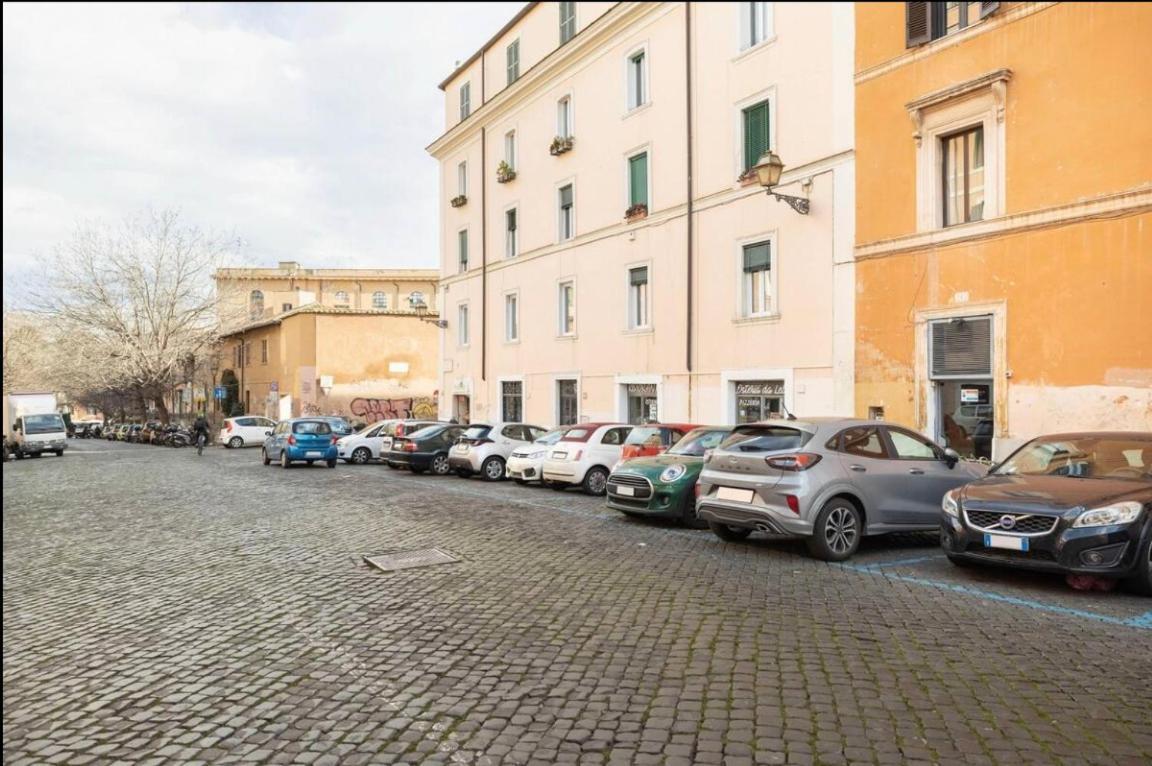 Carolina'Snest In Trastevere Rome Exterior photo